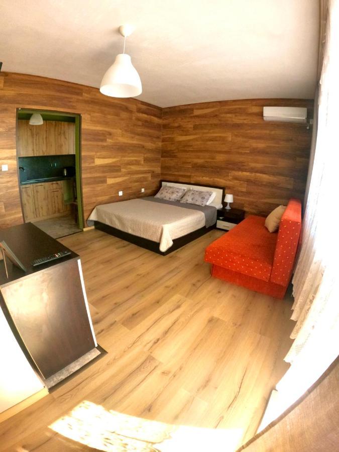 Sunset Yavorov Pomorie Apartment Exterior photo